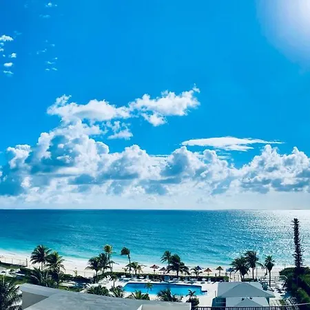 The Lookout At Coral Beach Appartement